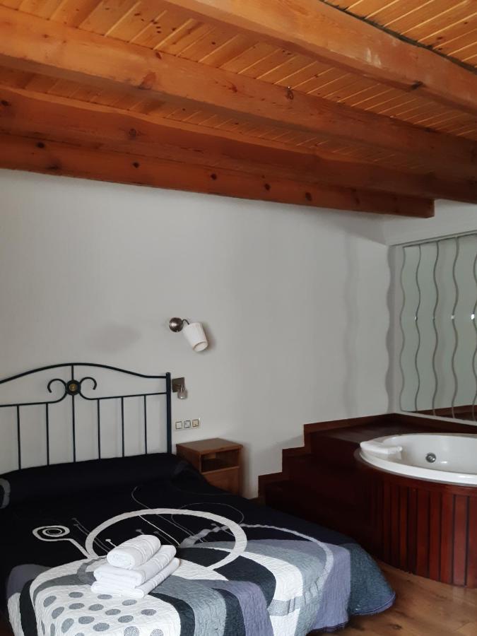 Apartamentos Aguasaliu Ponga Zewnętrze zdjęcie