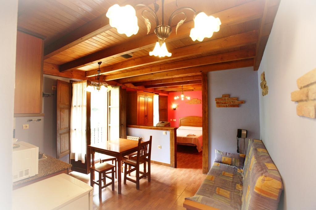 Apartamentos Aguasaliu Ponga Zewnętrze zdjęcie